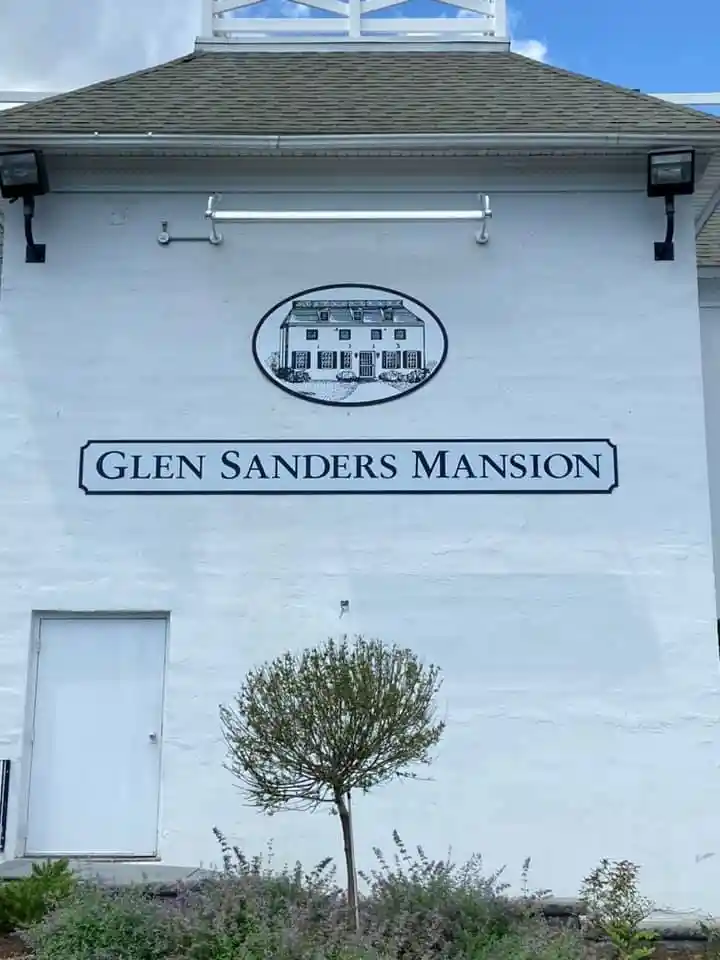 Glen Sanders Mansion Signage